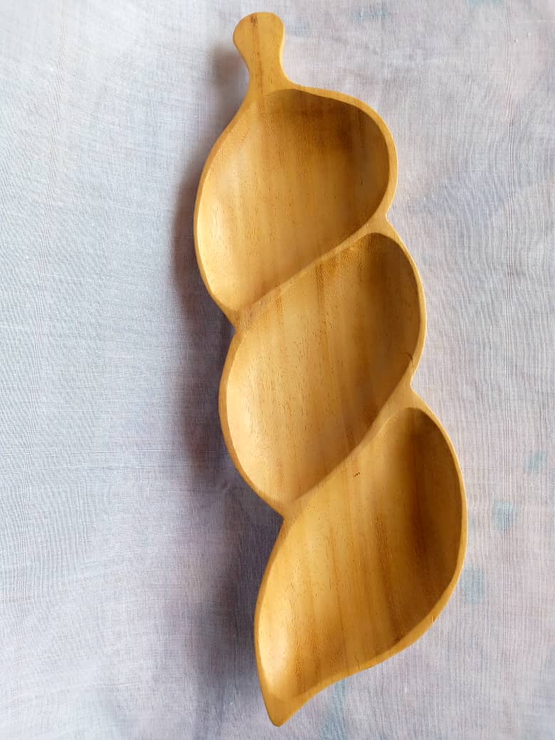 Assiette composée en forme d'arachide