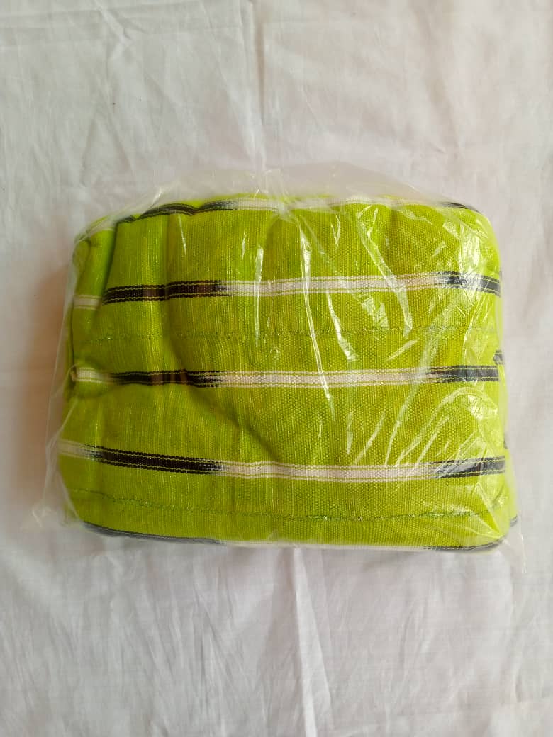 Pagne Baoulé de couleur verte dominante/femme